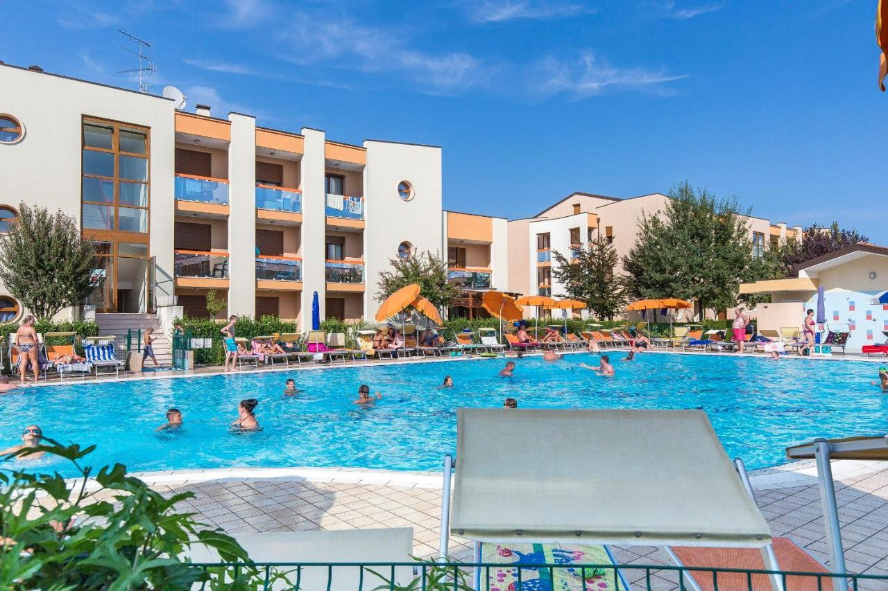Апартаменти Ginepri Lido Altanea Каорле Екстер'єр фото